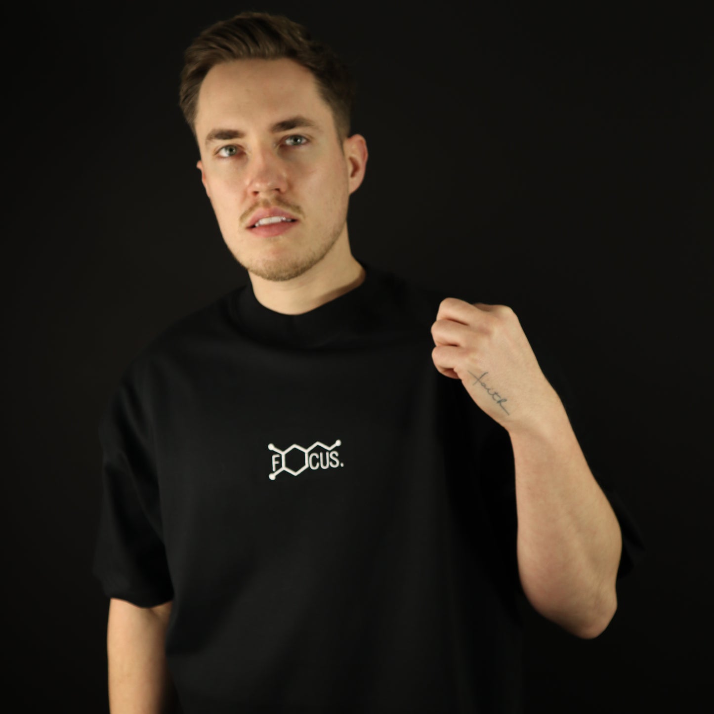 Focus (LIMITED EDITION) Oversized Tee